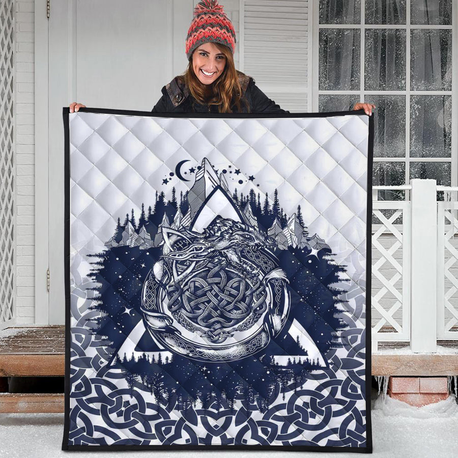 Ligerking Quilt - Ouroboros Celtic Style Quilt A35
