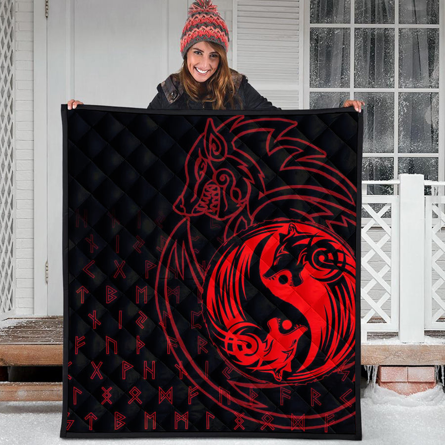 Ligerking Quilt - Skoll and Hati Red Quilt A94