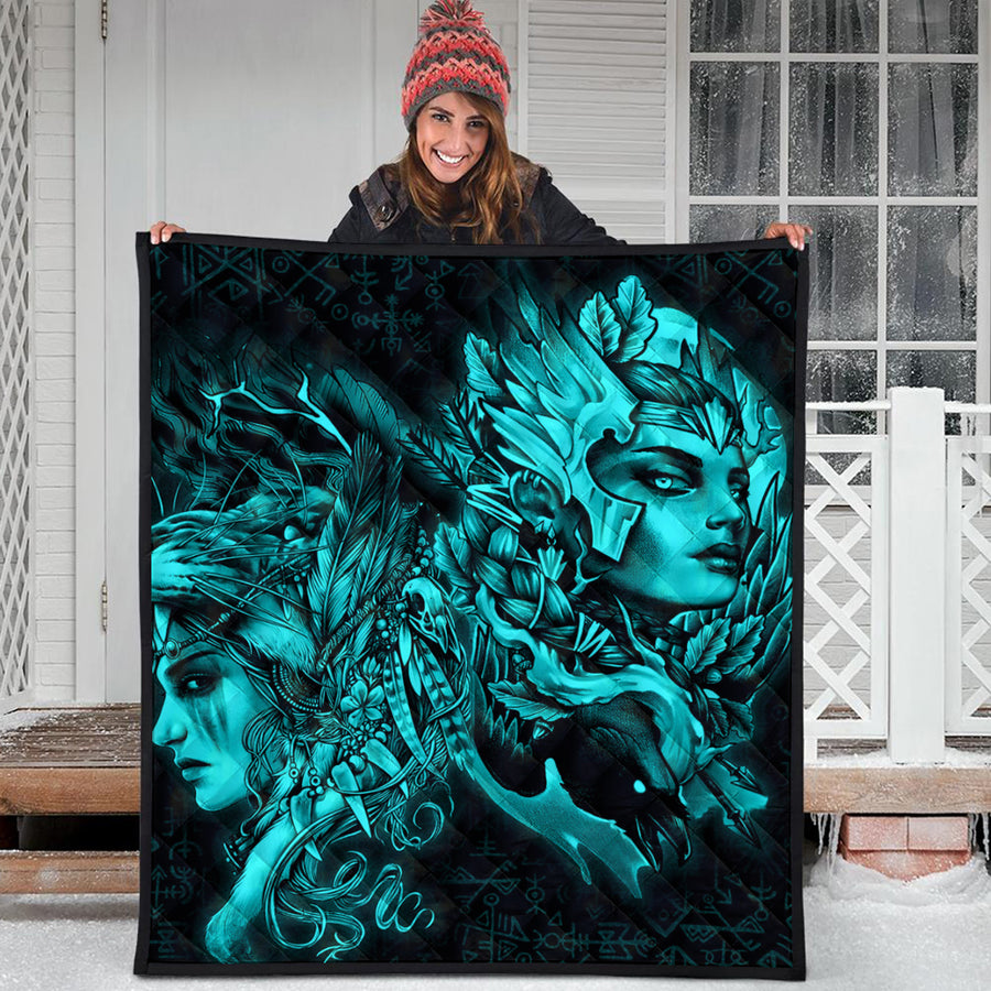 Ligerking Quilt - Valkyries And Bear Raven Turquoise Quilt A95