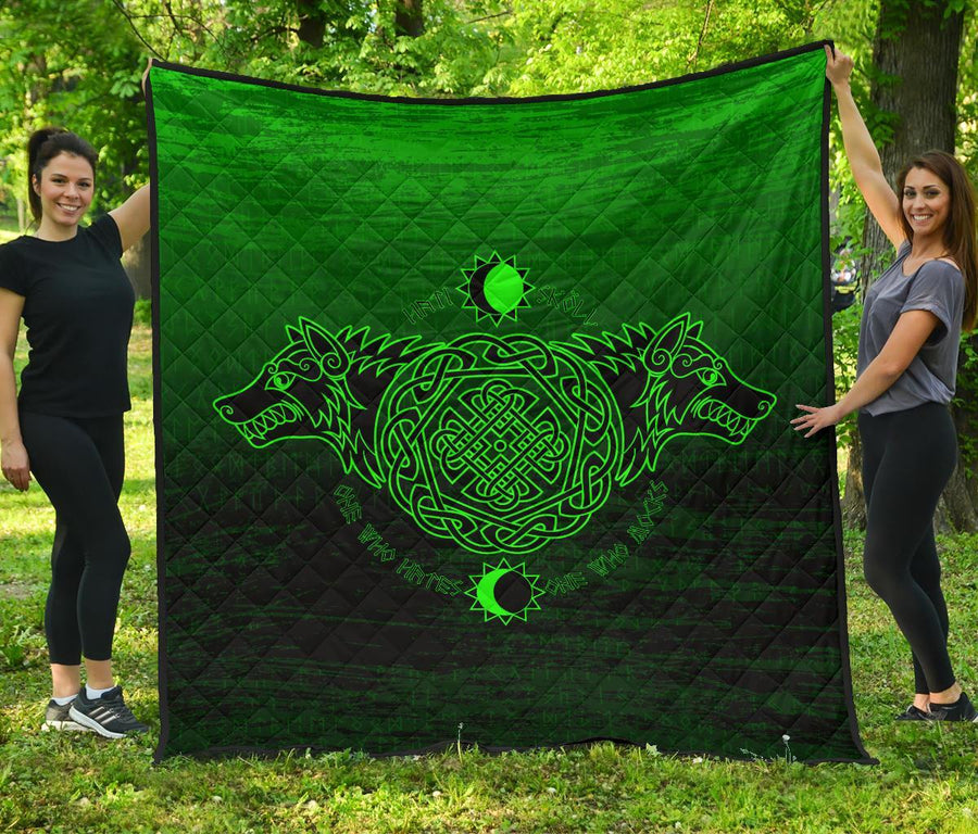 Ligerking Premium Quilt, Skoll And Hati A31