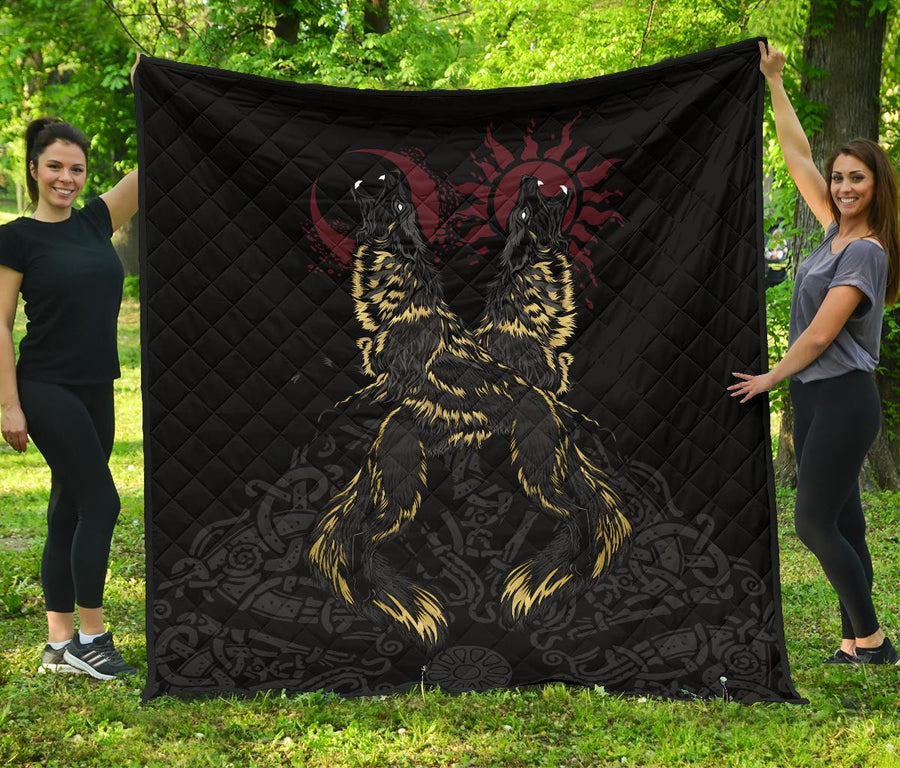 Ligerking The Wolves Skoll and Hati Quilt A7