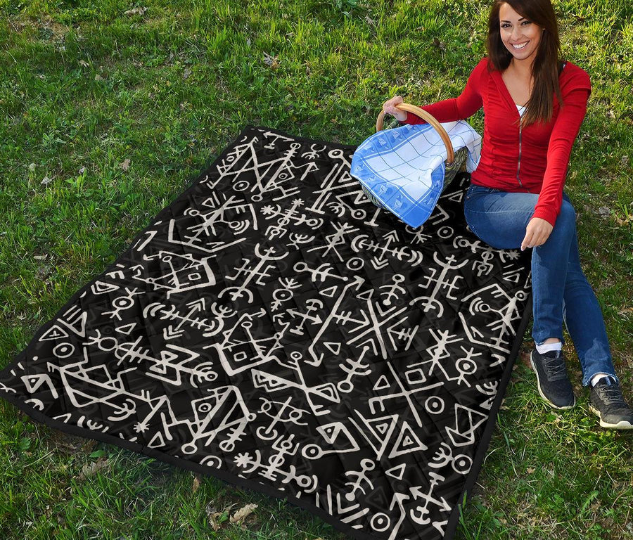 Ligerking Futhark Norse Islandic Premium Quilt A7